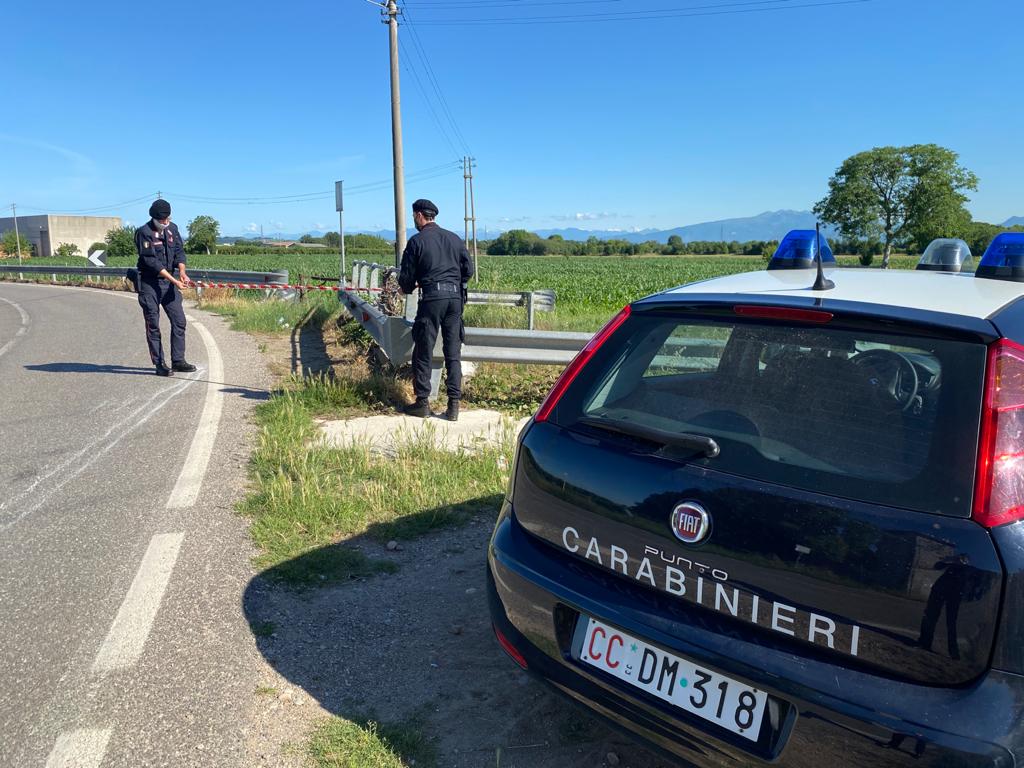 Incidente mortale contro guardrail: si ipotizza che il 55enne abbia perso il controllo del Tmax