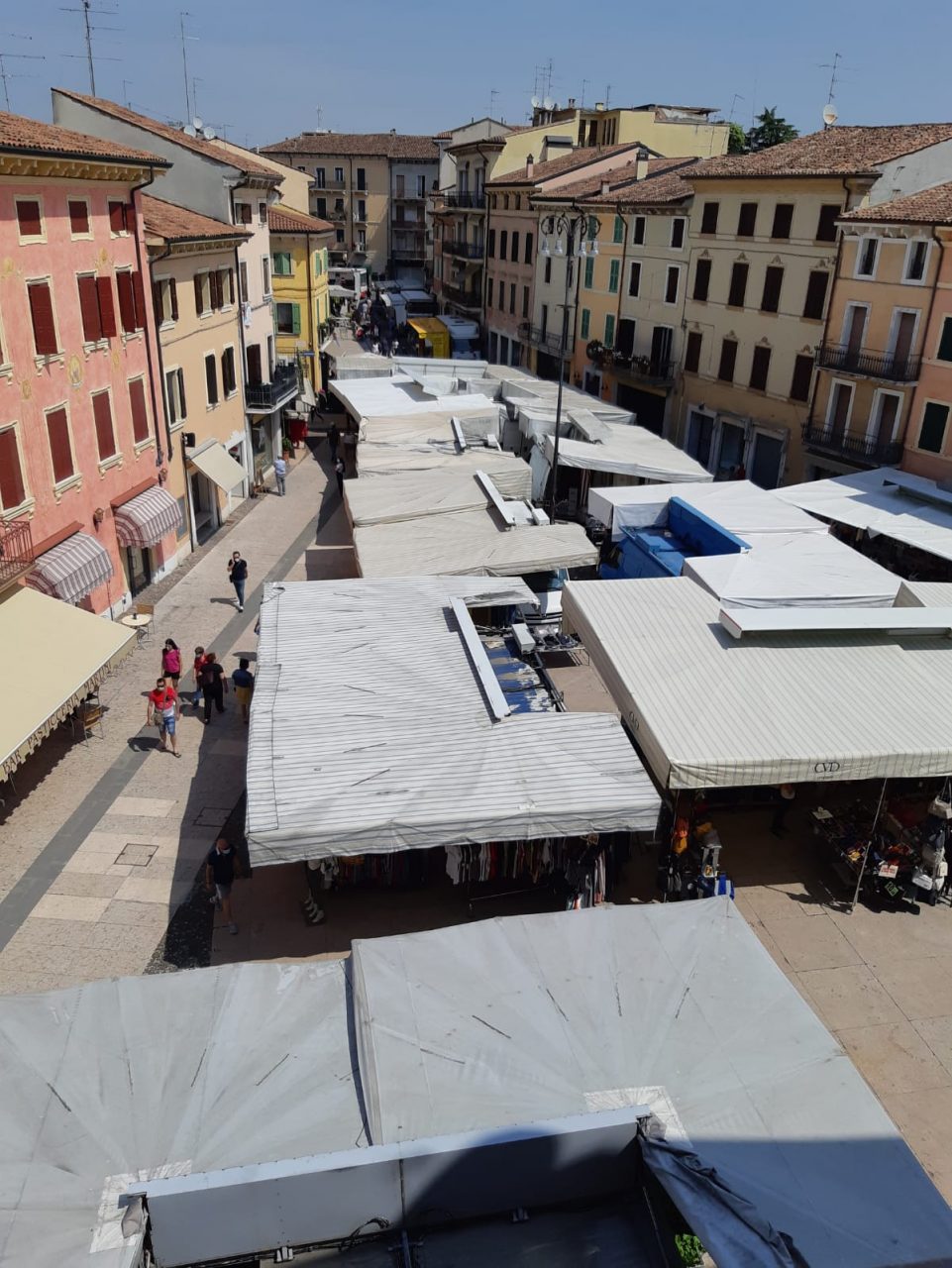 Valeggio sul Mincio: riapertura del mercato settimanale a tutti i banchi