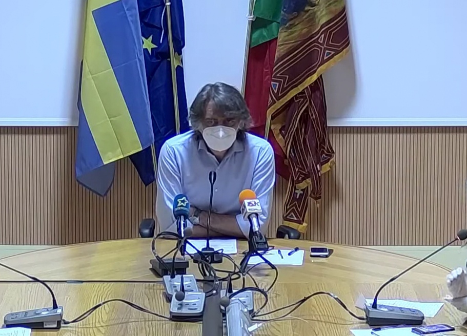 Sboarina: “Documento Inail? Servirà un corso di formazione per andare a prendere il sole”