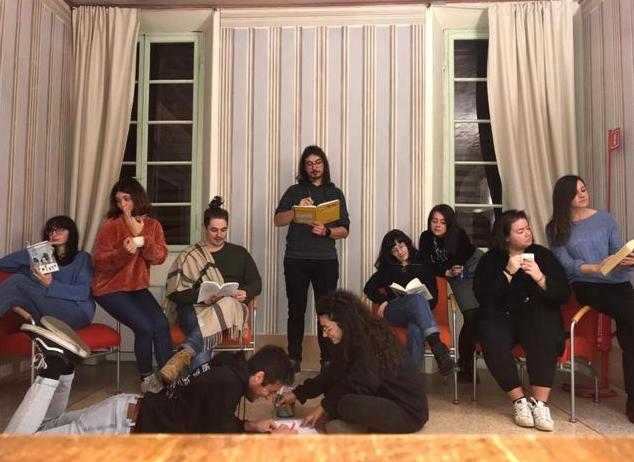 “The Walking Books”, i giovani che fanno leggere i giovani
