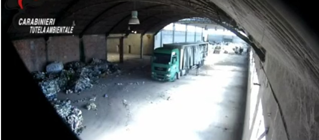 Traffico illecito di rifiuti in Veneto, maxi operazione con 3 ditte indagate VIDEO