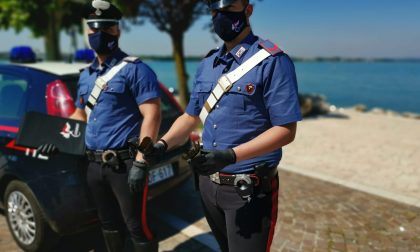 Tentano di rubare la bici al 17enne picchiandolo e minacciandolo, arrestati 6 bulli