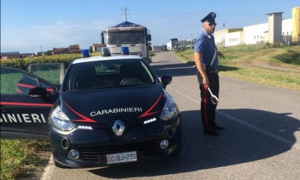 Attimi di paura sulla 434: 85enne viaggia contromano, fermato dai Carabinieri