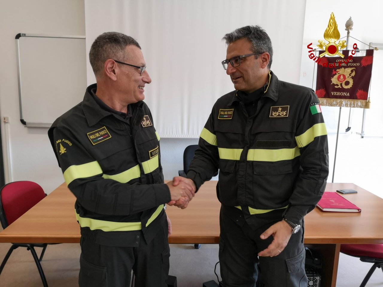 Passaggio di consegne: Luigi Giudice è il nuovo comandante dei Vigili del Fuoco