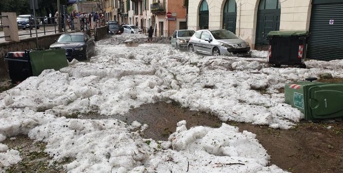 Paolo Berizzi sul nubifragio di Verona: “Karma per i nazifascisti”. Indignazione e rabbia – VIDEO