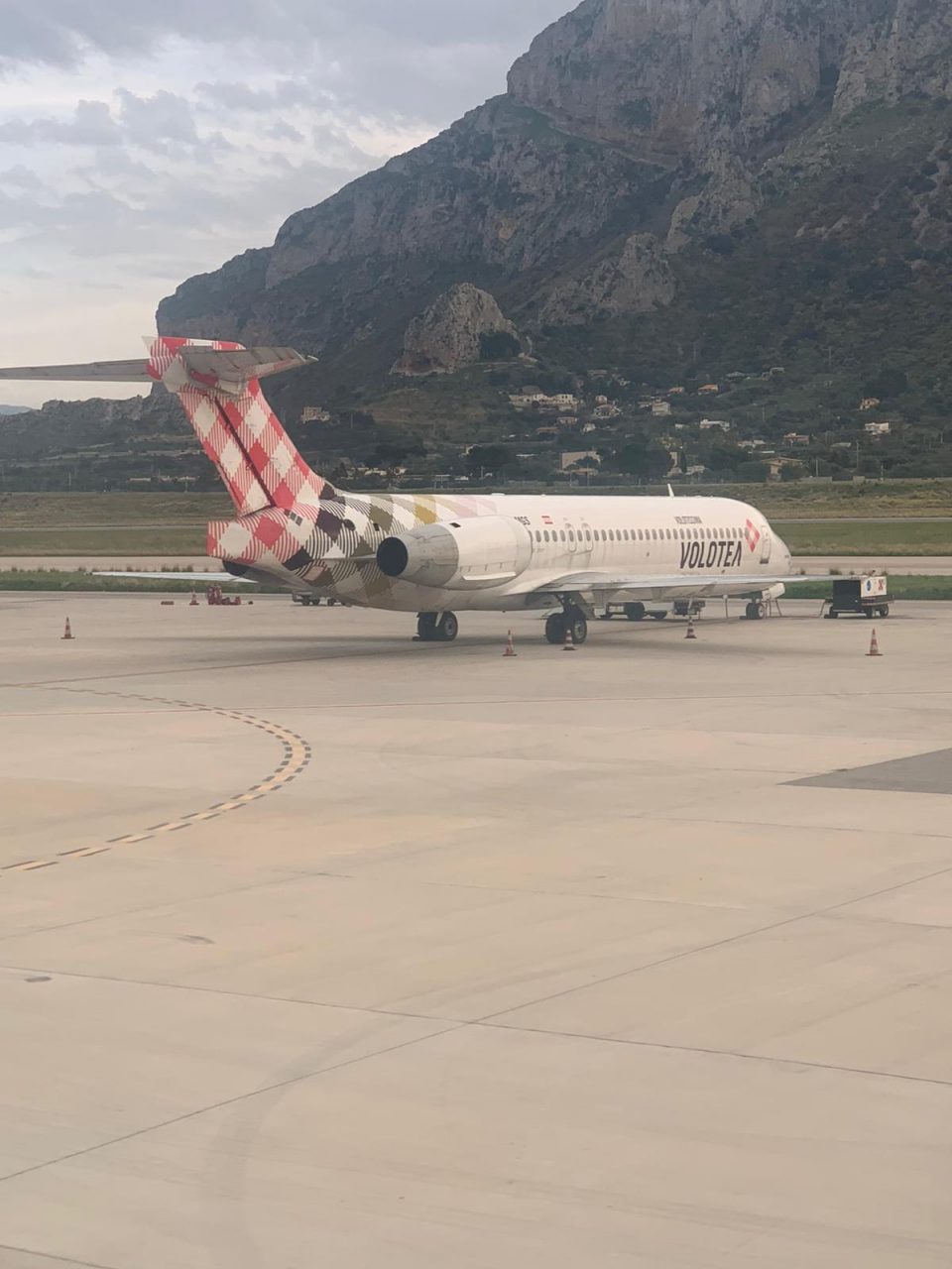 Ritardo superiore alle 5 ore per volo Volotea Verona Palermo, ecco come richiedere il rimborso