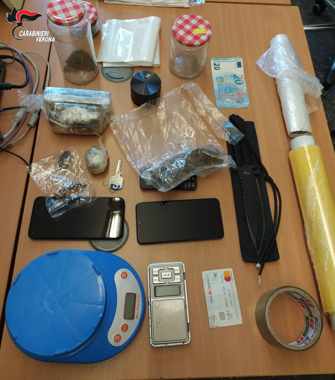 Spaccio al parco di Via Valeggio: 22enne trovato con la droga negli slip