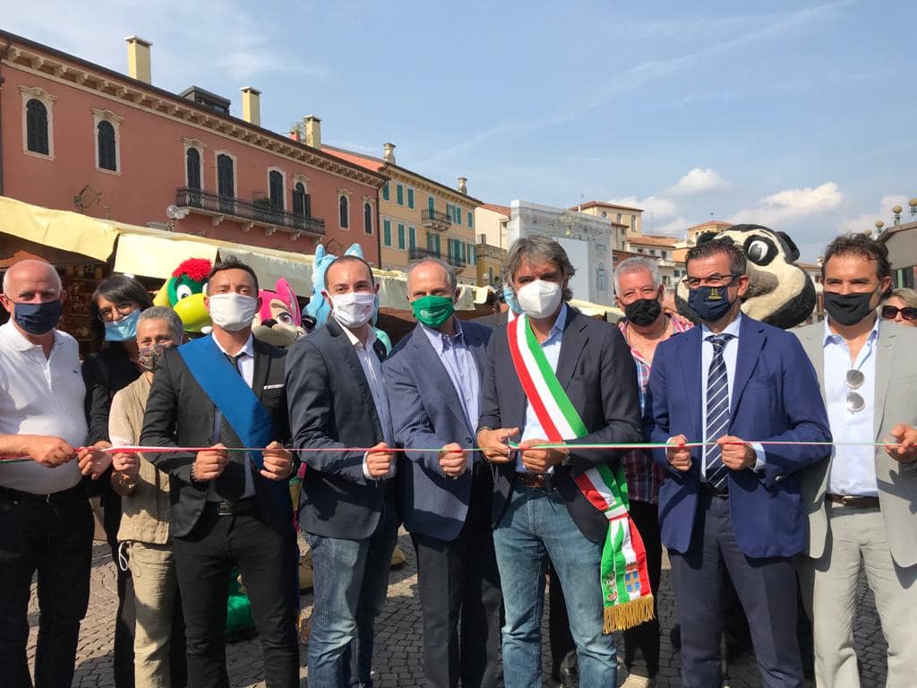 Al via “Piazze dei Sapori”, Sboarina: “Segnale positivo della ripresa economica” – Gallery