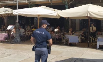 Il “Caffè ai Lamberti” non rispetta l’orario di chiusura: 7000 euro di multa