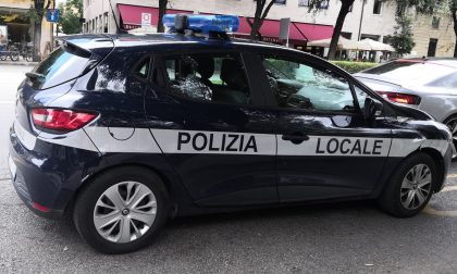Ladro seriale di biciclette arrestato in Piazza Bra mentre metteva a segno l’ennesimo furto