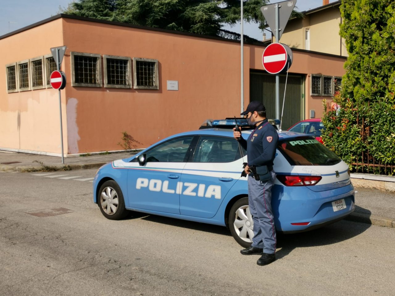 Sorpresi alla guida di un motorino rubato: fermati due ricettatori e restituito il mezzo