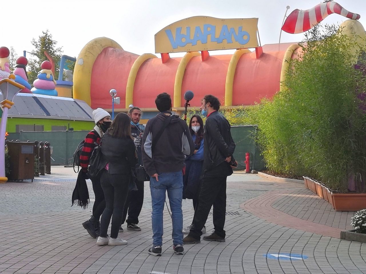 La ricerca della felicità e il mito di Halloween: un cortometraggio dei PanPers girato a Gardaland VIDEO