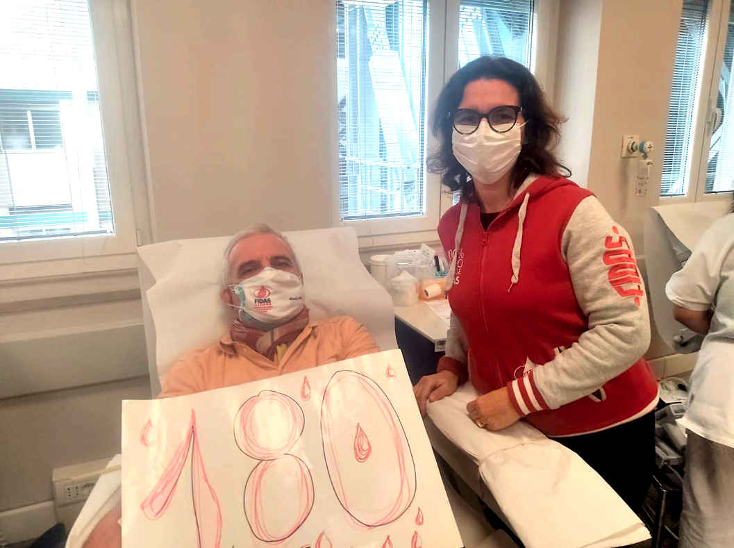 L’appello di Fidas Verona ai suoi 12mila volontari: “Donatori di sangue, vaccinatevi”