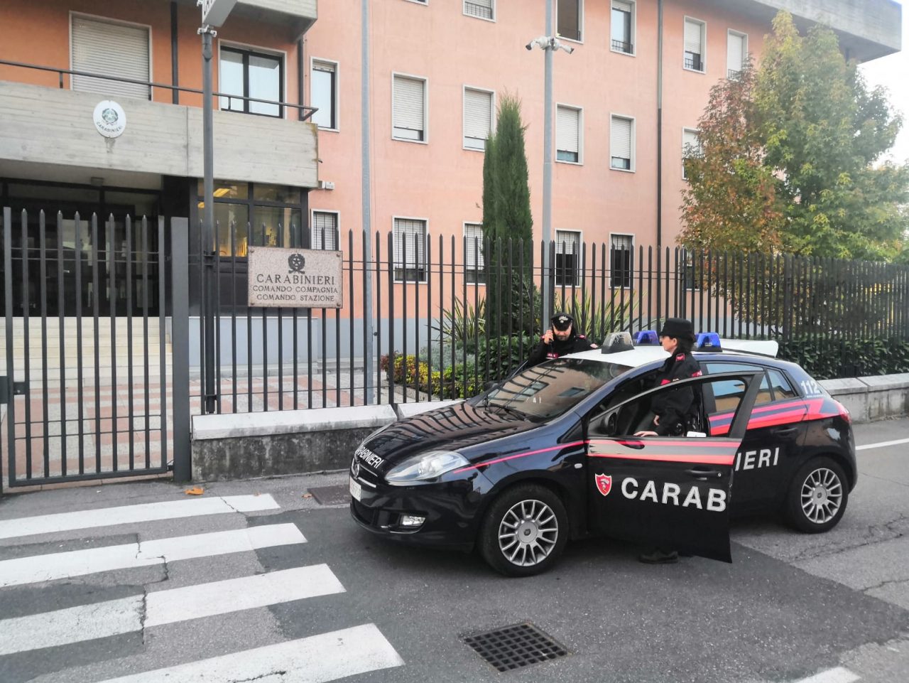 Lo convincono ad ottenere un guadagno facile ma viene truffato di 210mila euro