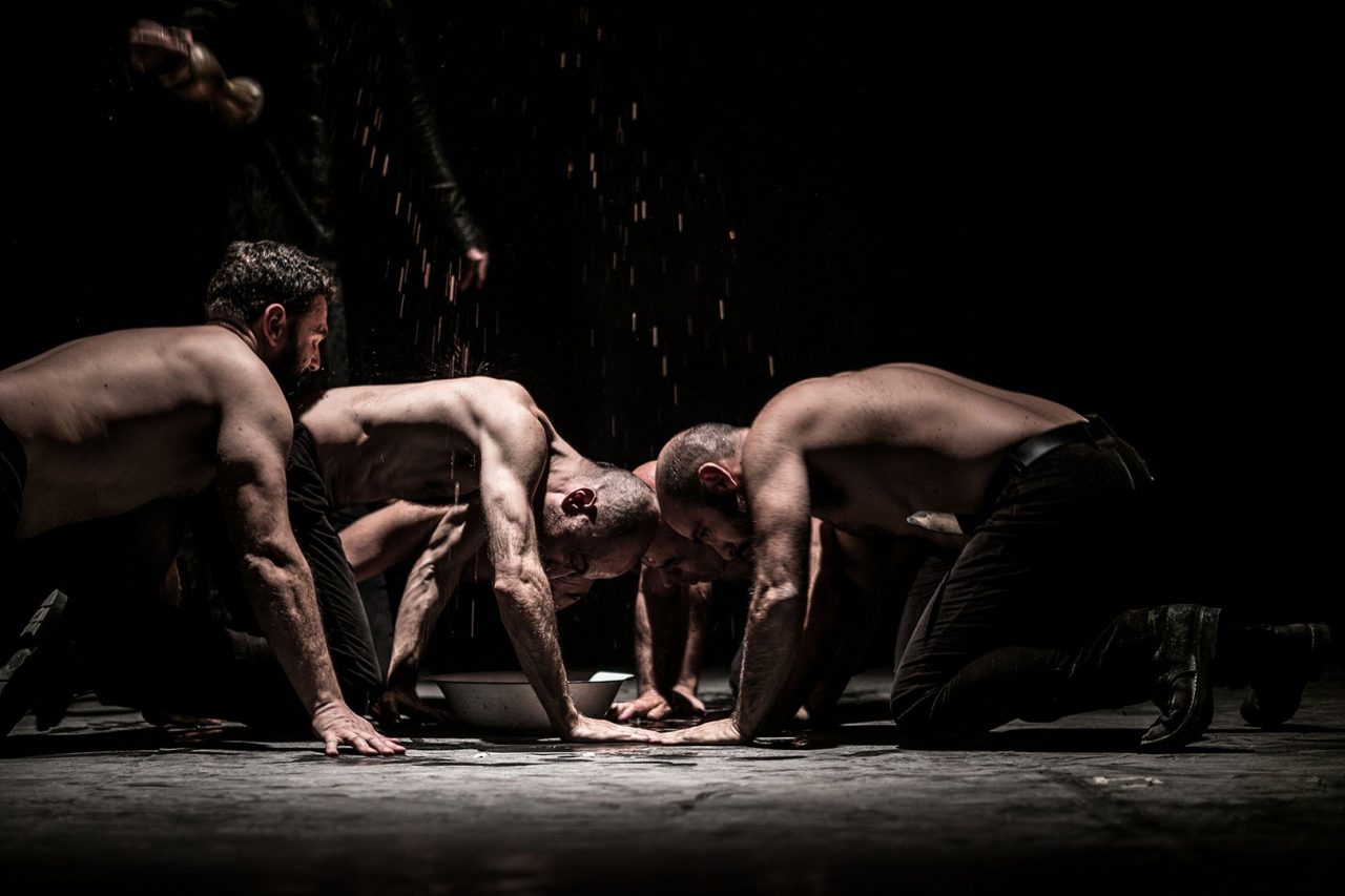 Al Camploy riparte “L’Altro Teatro” con il Macbettu di Alessandro Serra