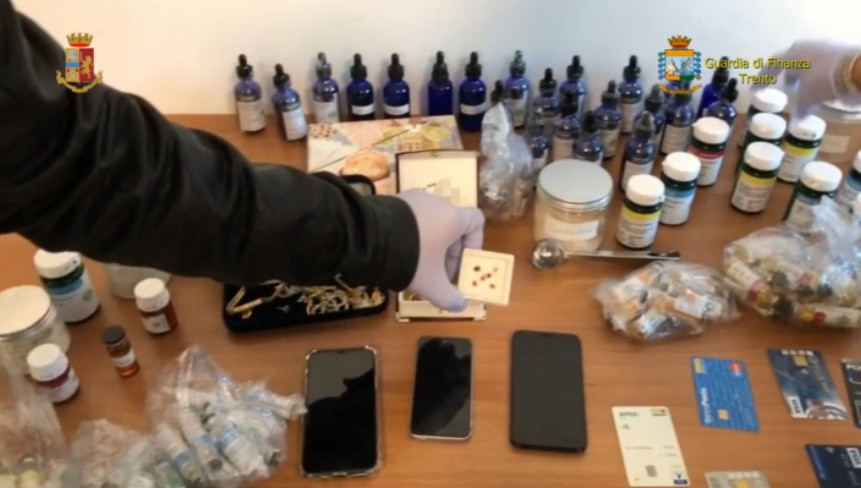 Operazione Matrioska: scoperta banda di cyber criminali, perquisizioni anche a Verona FOTO