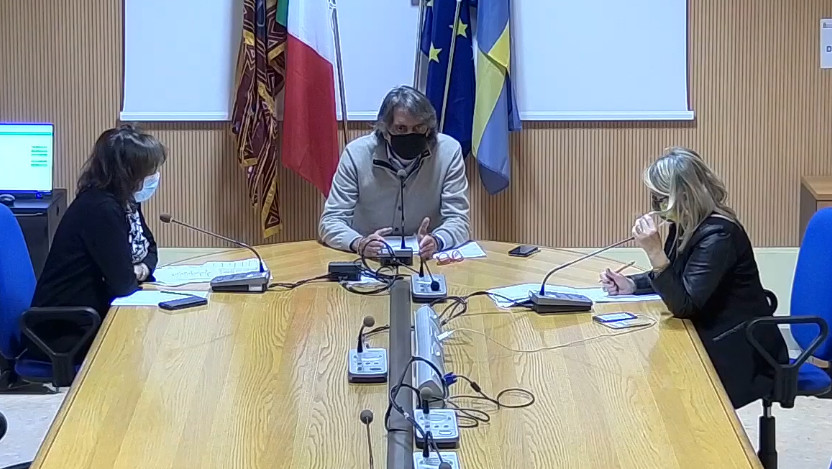 Sboarina: “Il nuovo decreto è un pesantissimo macigno. Apro le Ztl e prorogo i plateatici”