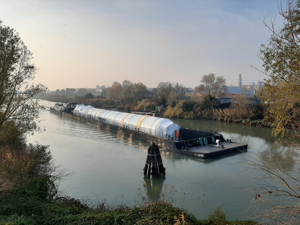 Trasporti eccezionali da Mantova a Venezia attraverso le idrovie venete – Gallery
