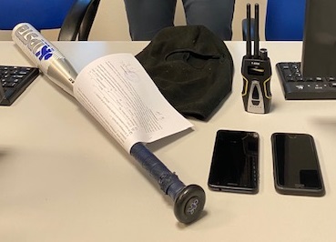 Vede gli agenti e scappa a 130 con lo scooter in pieno coprifuoco