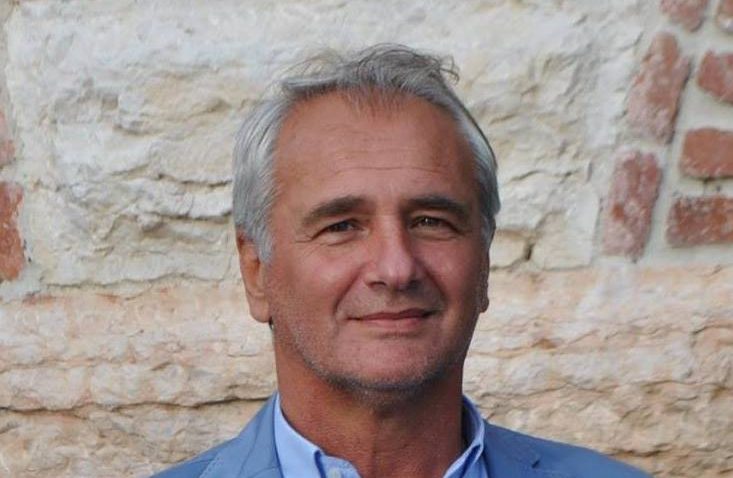 Sindaco di Lazise positivo al Covid, chiusi gli uffici comunali
