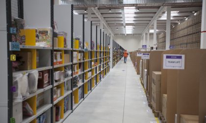 Amazon assume magazzinieri per la sede di Castelguglielmo/San Bellino