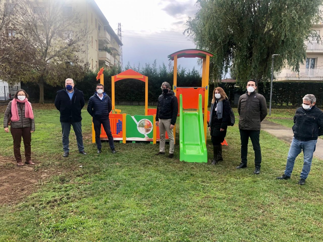 Nuovi giochi al parco Cadidavid, dono per i risultati raggiunti con il riciclo dei pannolini usati