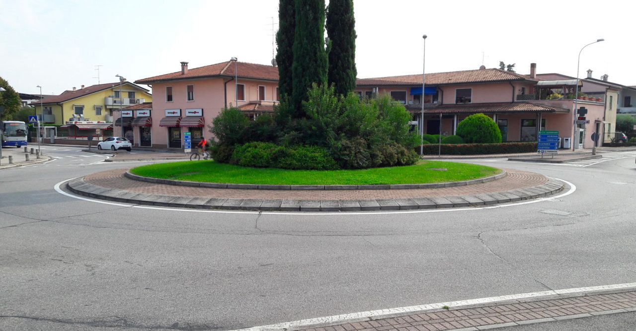 “Adotta una rotatoria”: iniziativa per il miglioramento della viabilità e sicurezza stradale