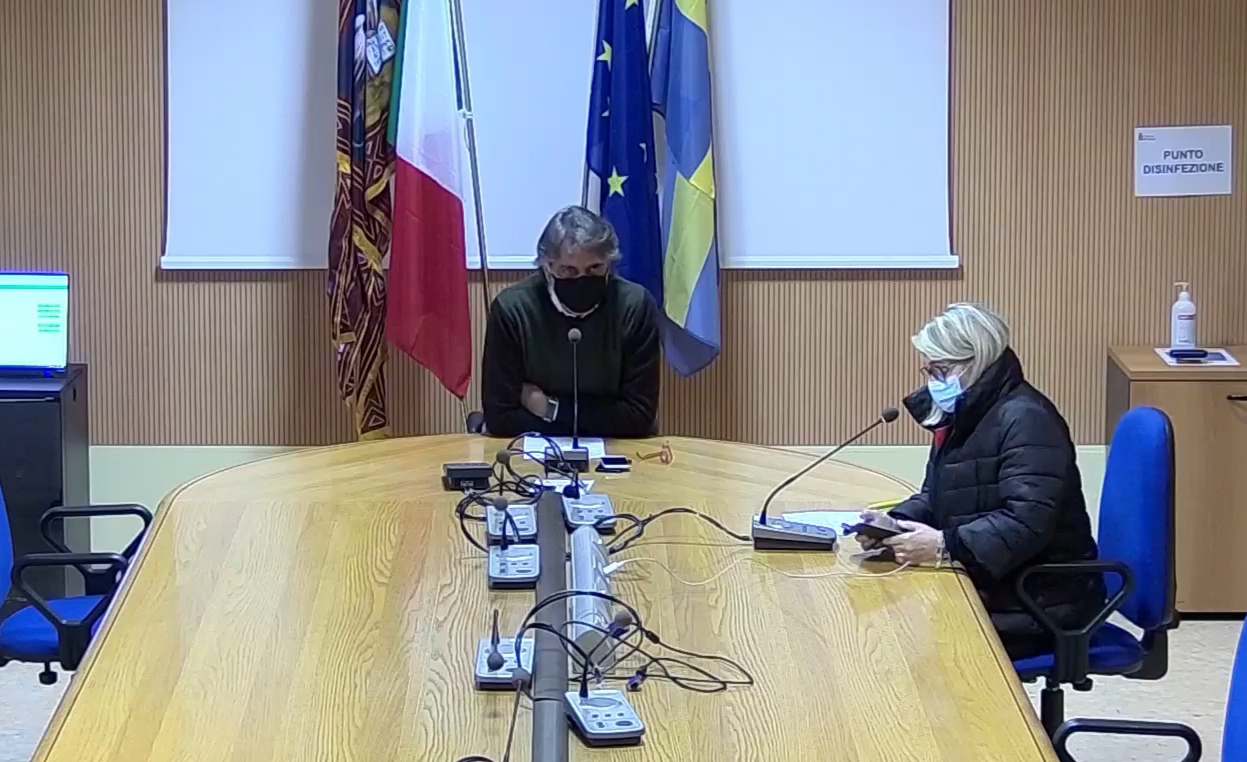 Sboarina: “Sanzionate due attività commerciali. Ztl libera per un’altra settimana”