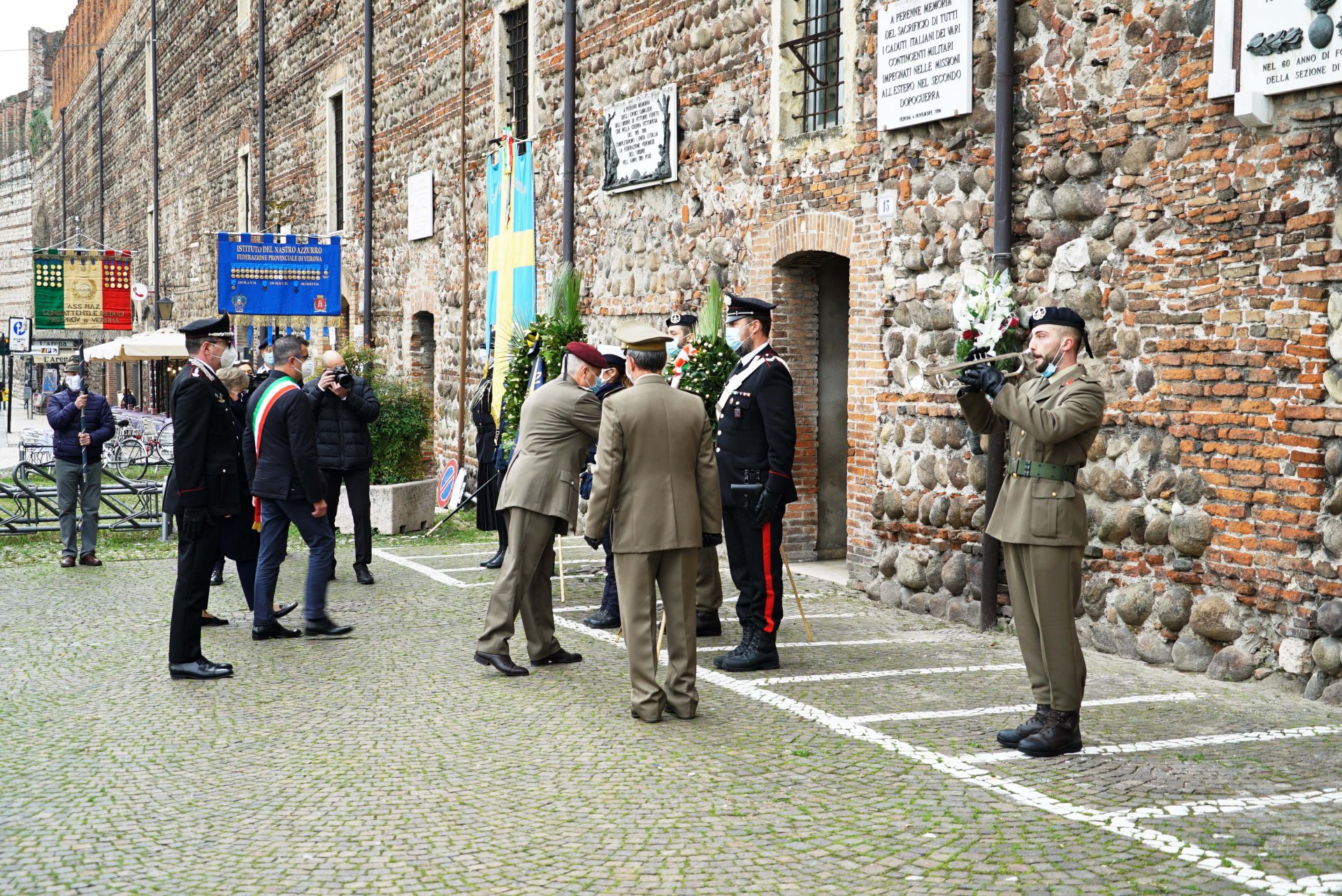 Giornata In Ricordo Dei Caduti Di Nassiriya Cerimonia In Forma Ridotta Gallery Prima Verona