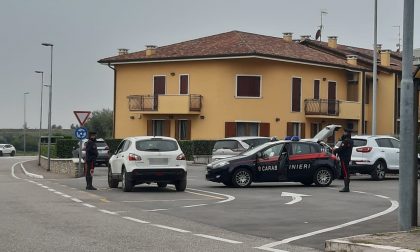 Fidanzati fermati a Calmasino al limitare del coprifuco: in auto hashish e ketamina