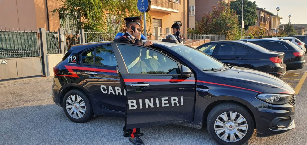 Tenta di aprire un conto alle poste a Bussolengo con documenti d’identità contraffatti