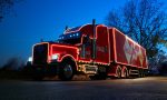 Il truck Coca-Cola oggi per le vie di Verona a diffondere canzoni natalizie