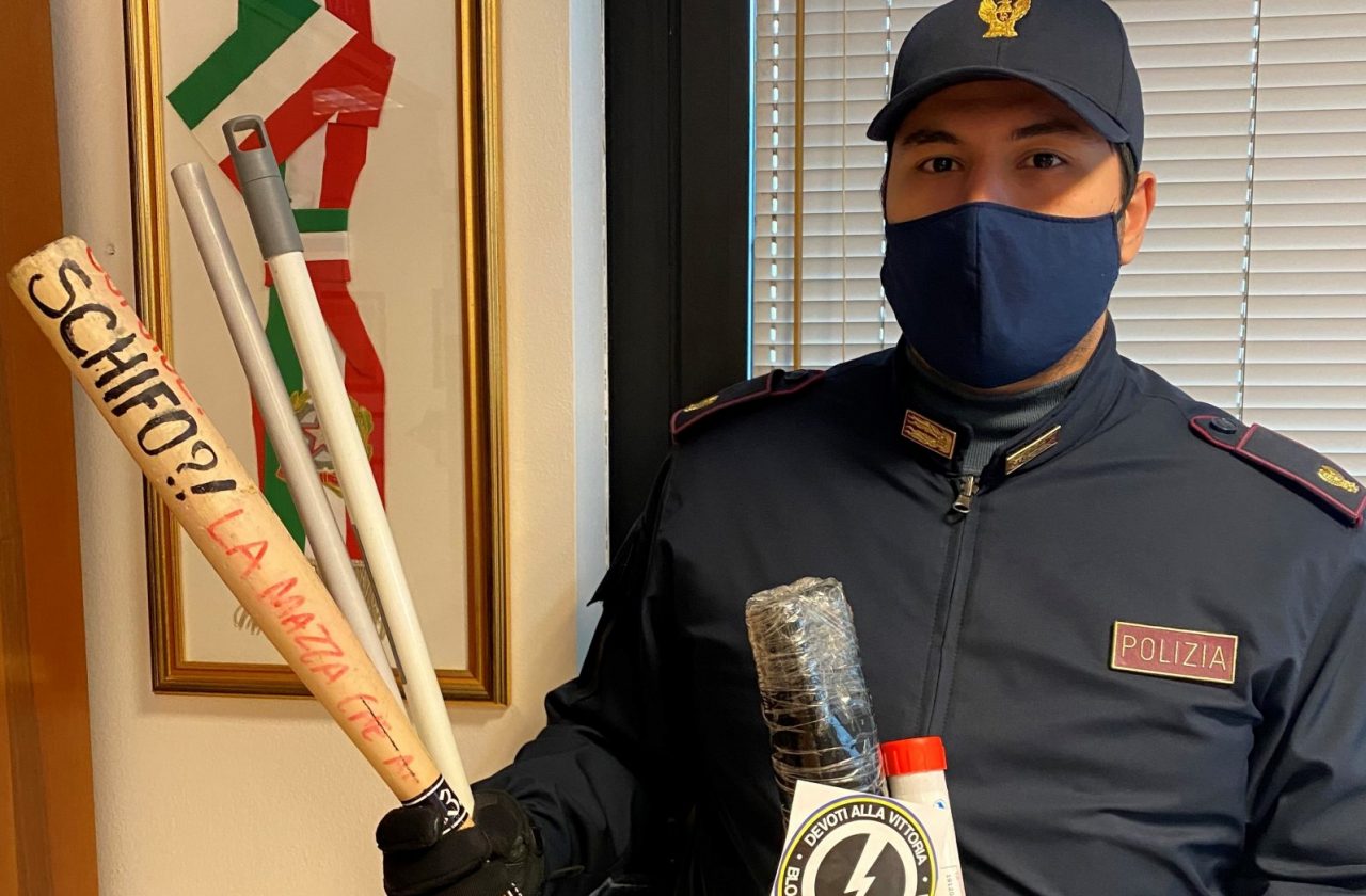 Scoppia la rissa in Piazza Santa Toscana con mazze e bastoni: arrestato un 19enne