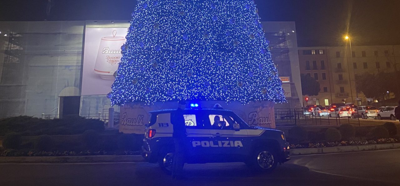 Fermato alla guida di un’auto priva di revisione per le vie di Verona e senza patente
