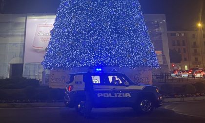 Fermato alla guida di un’auto priva di revisione per le vie di Verona e senza patente