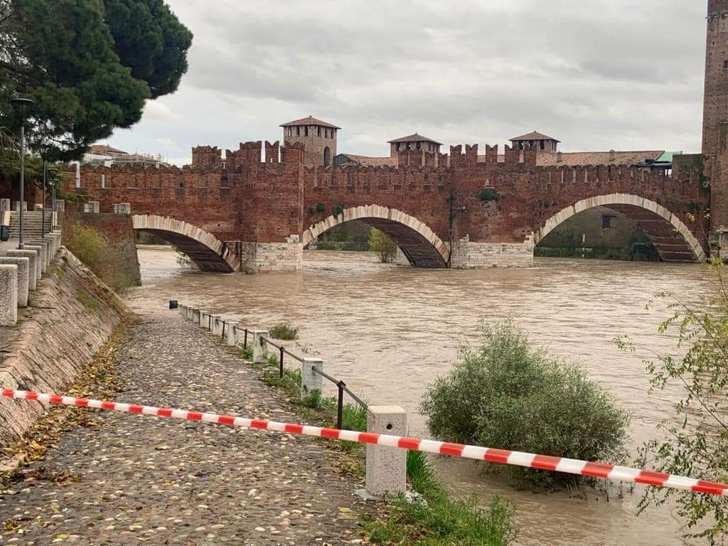 Adige sotto controllo, chiuse le alzaie. Sboarina: “Prestate attenzione agli spostamenti”