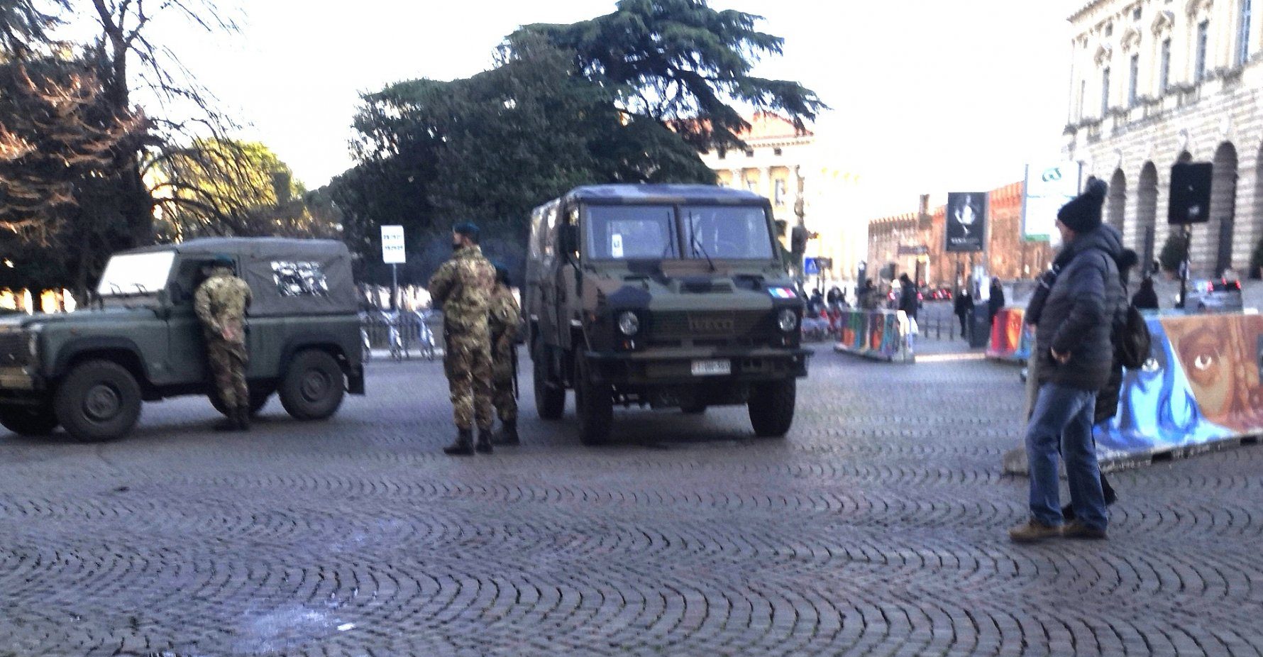 Anfibi militari: Una guida alle loro caratteristiche distintive - Prima  Verona