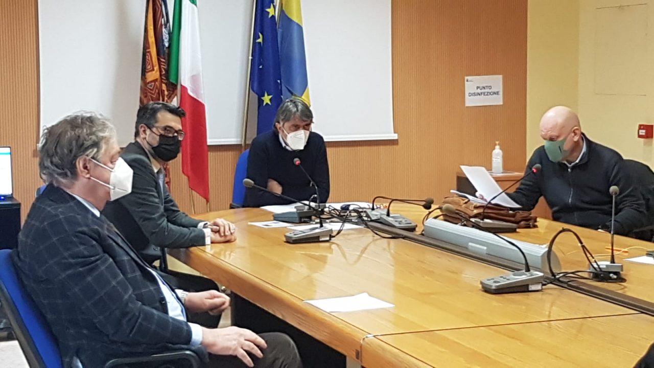 Filovia, sottoscritto accordo AMT-ATI per la chiusura dei cantieri, Sboarina: “Finiscono i disagi”