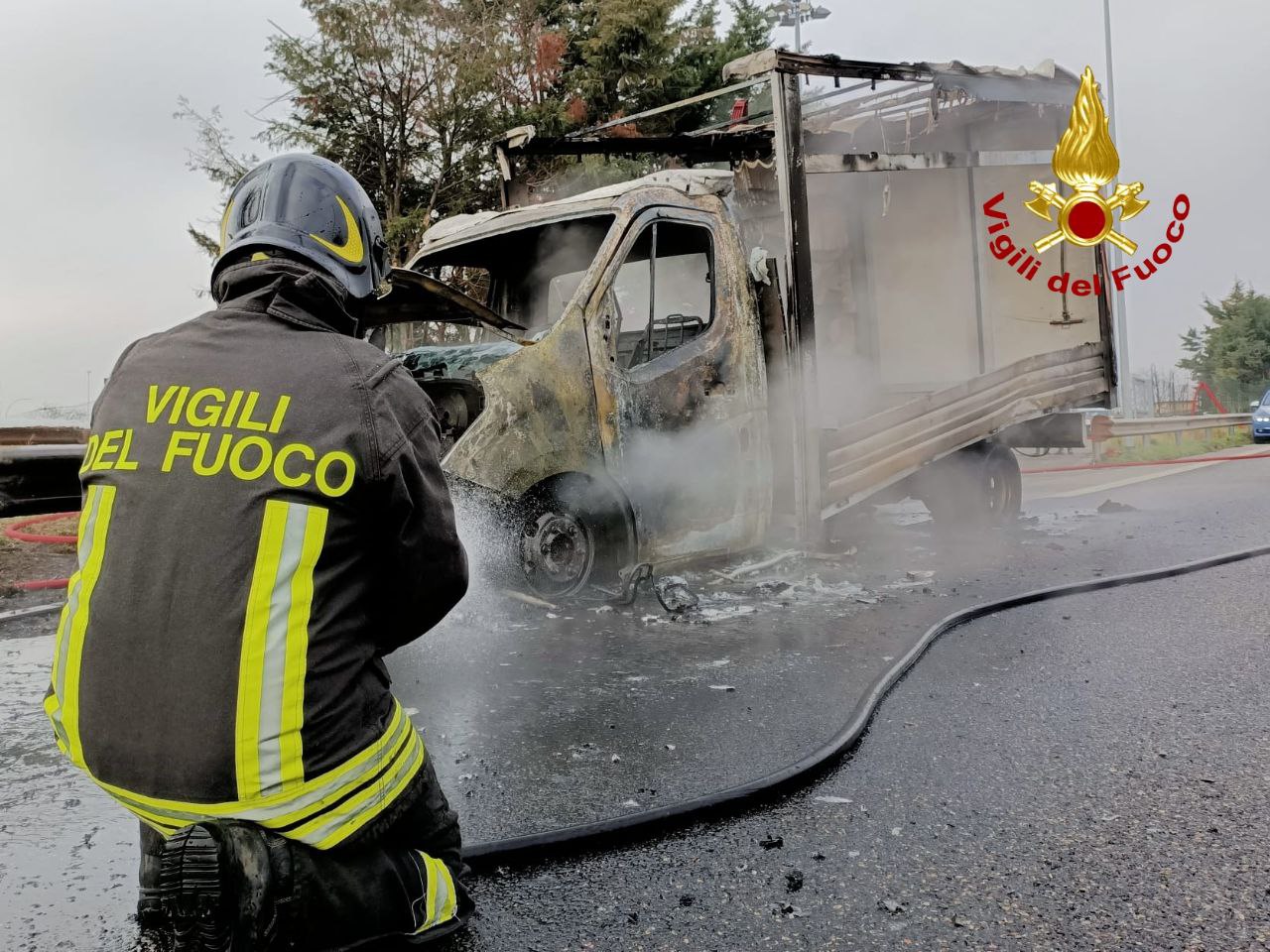 Incendio furgone_2