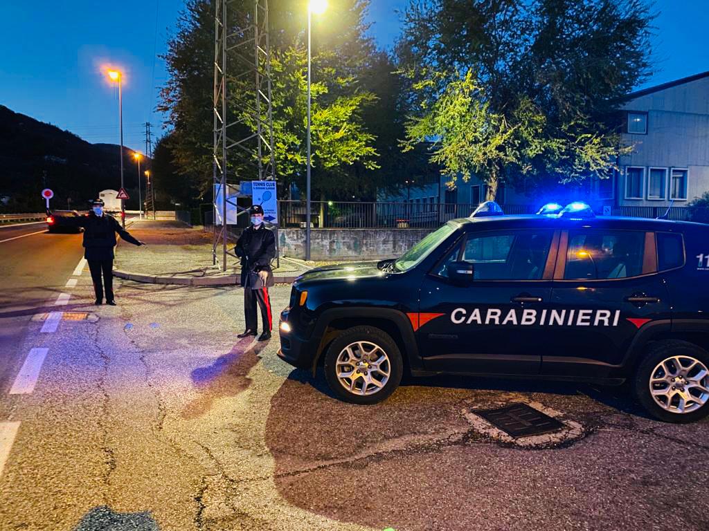 Continui maltrattamenti nei confronti della madre anziana nonostante il divieto di avvicinamento