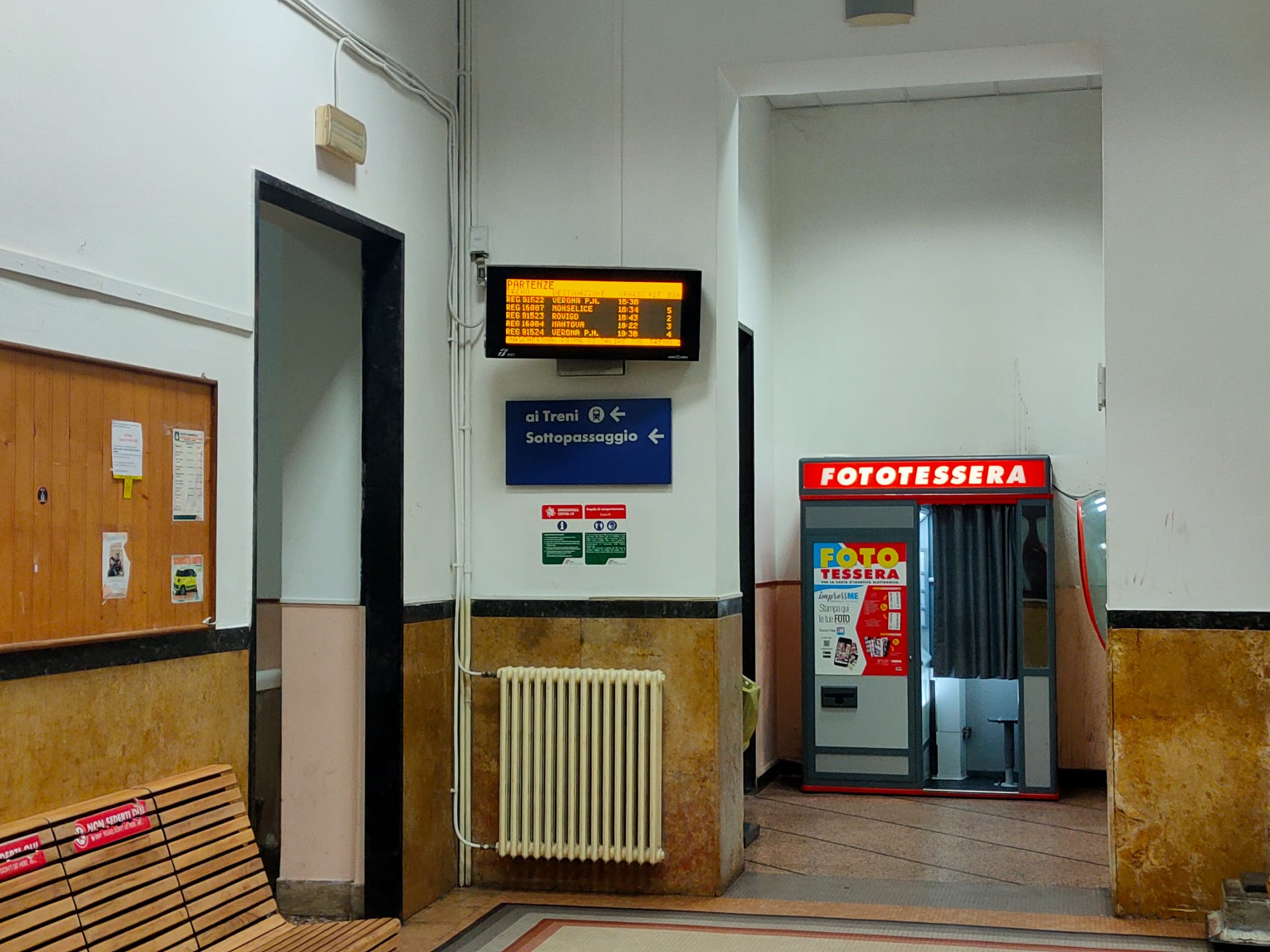 sala attesa legnago stazione