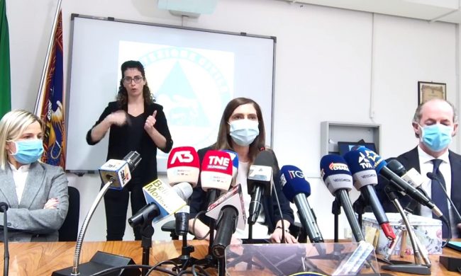 Anticorpi monoclonali, l’esperta Tacconelli: “Risultati sorprendenti, ora abbiamo armi per vincere” | +1917 positivi | Dati 19 marzo 2021
