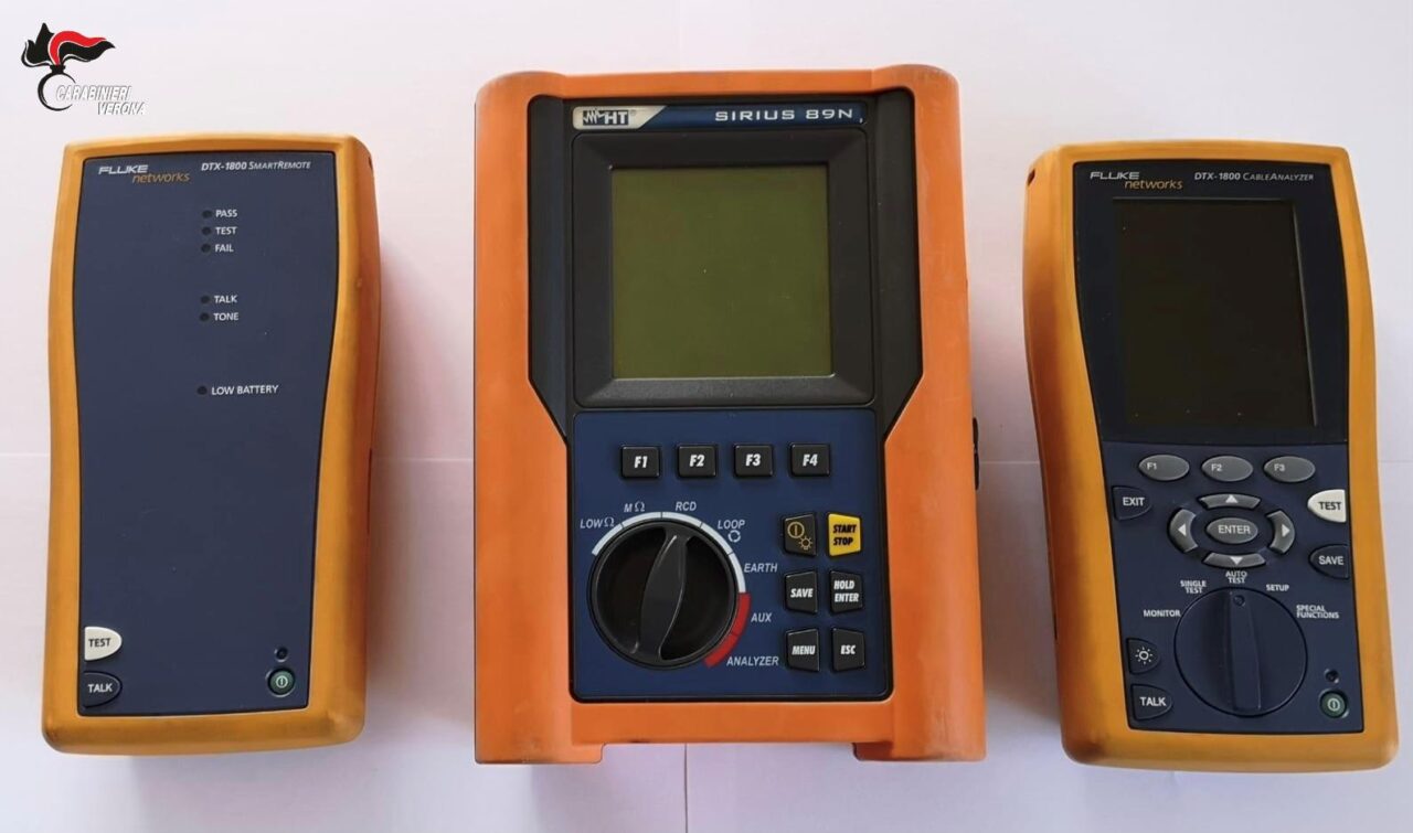 Trovati in casa due dispositivi elettronici rubati, 30enni nei guai