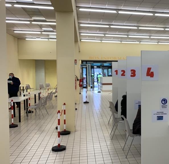 Al via la somministrazione del Novavax, due centri vaccinali chiudono il 31 marzo