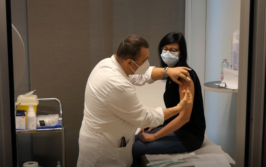 Ospedale Negrar centro vaccinale popolazione: si inizia con insegnanti e pazienti oncologici