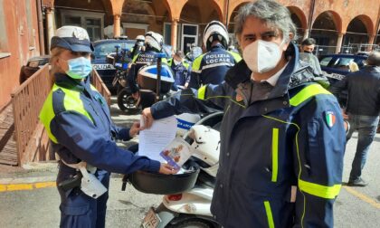 A Verona consegna a domicilio dell'appuntamento per il vaccino agli over 80 senza internet