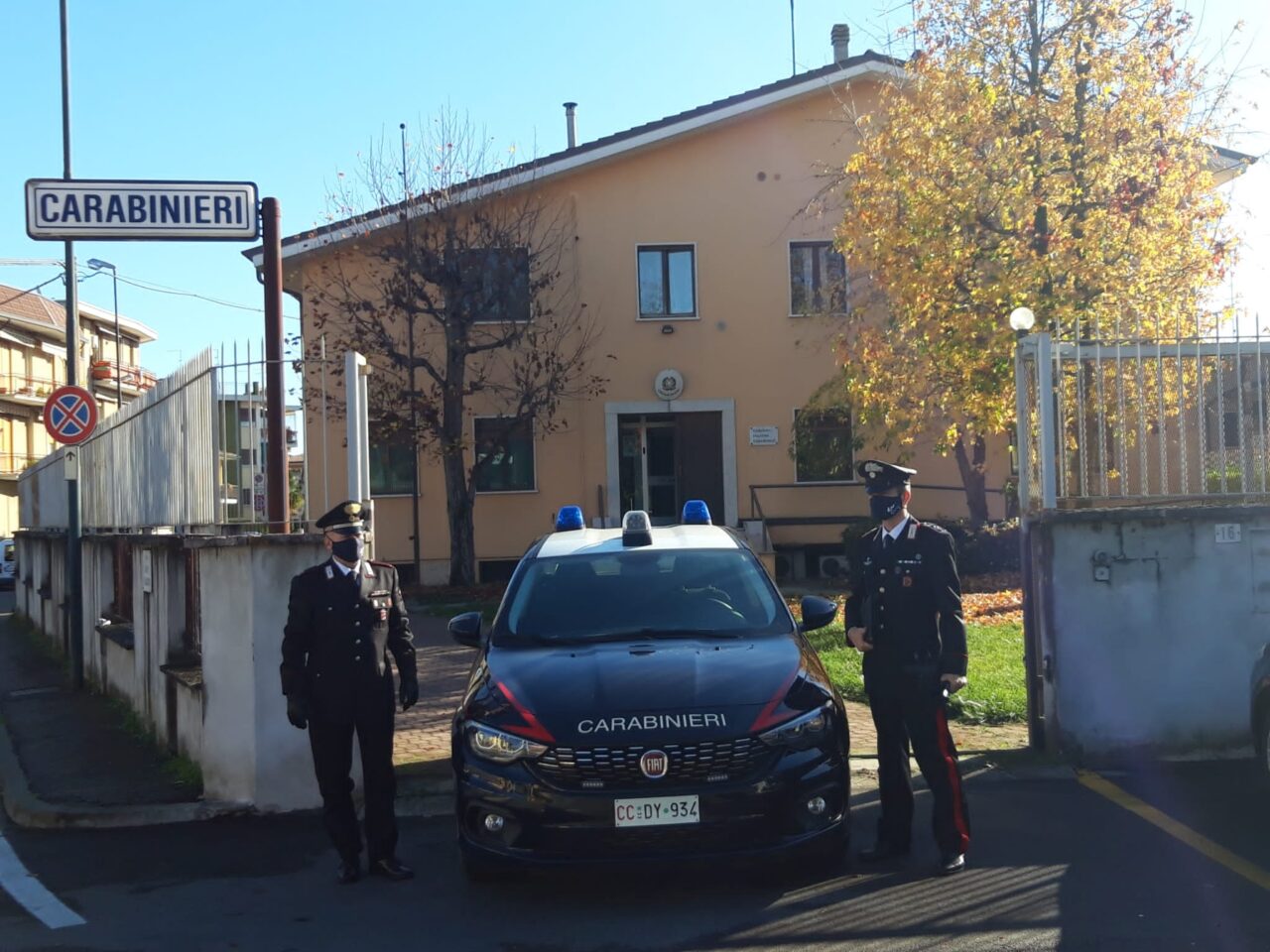 Investì e ferì delle persone durante la rapina, 35enne passa dagli arresti domiciliari al carcere