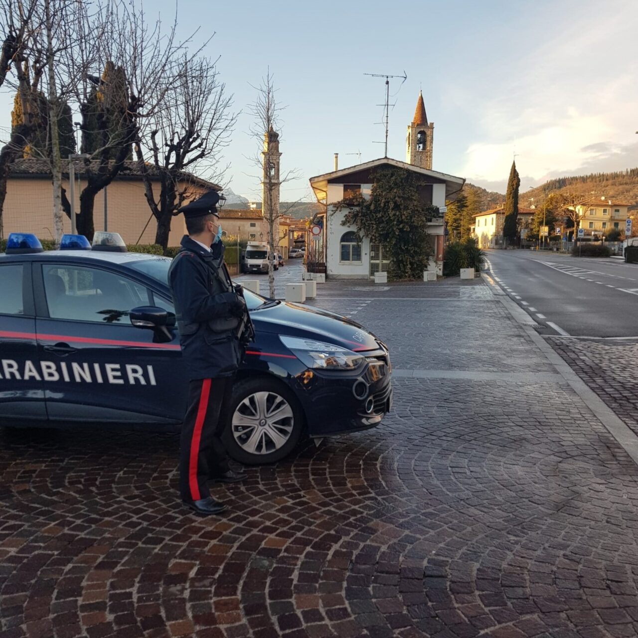 Condannato per una rapina commessa nel 2006 è stato rintracciato e arrestato a Bardolino