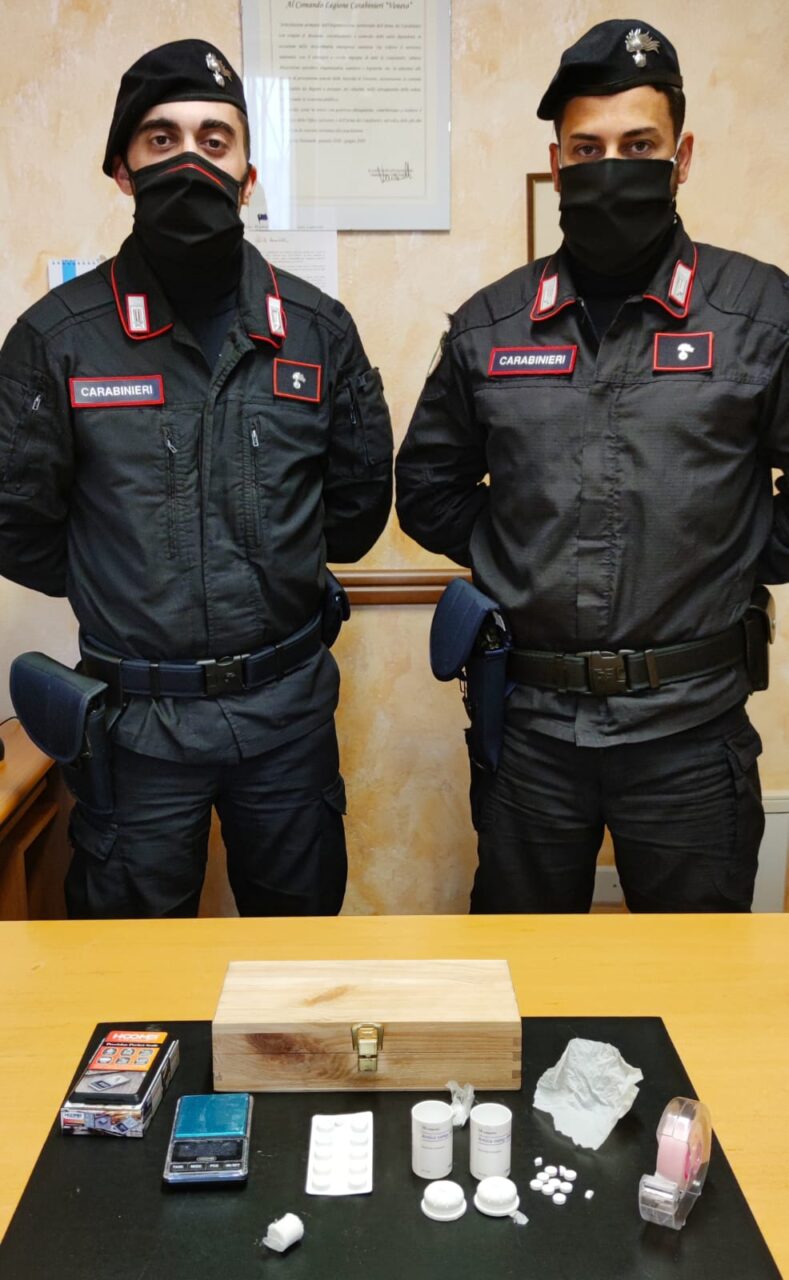 Il Van non trasportava turisti ma droga: autista 50enne arrestato