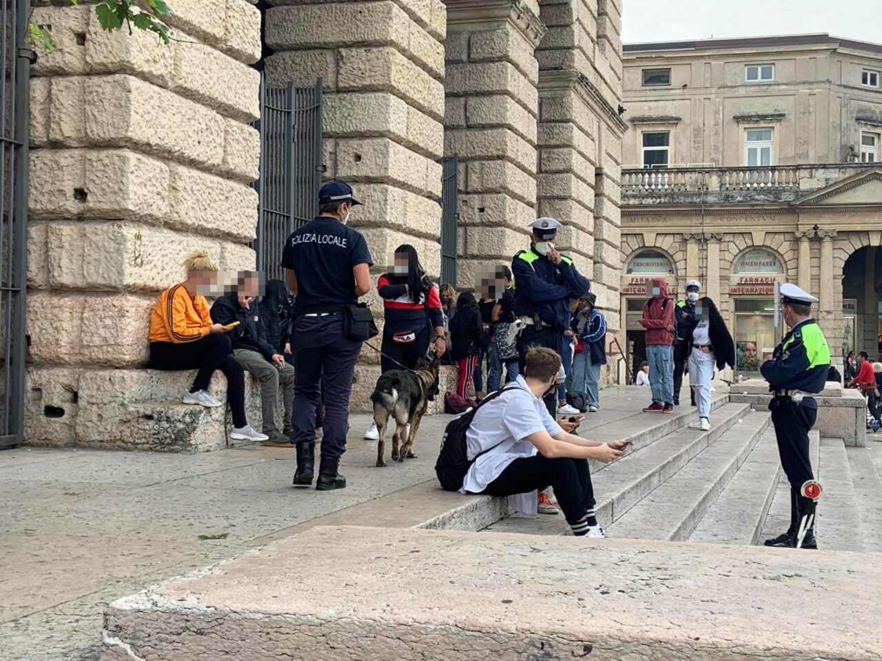 Rintracciata la 15enne che era fuggita dalla comunità: ora è nel carcere minorile in Toscana